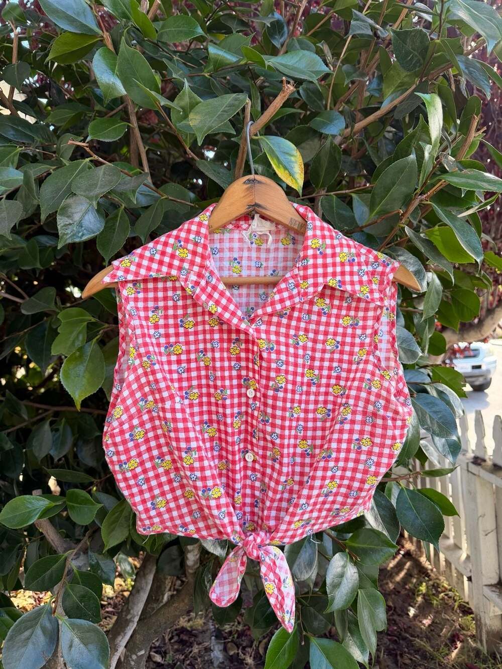 Vintage 70s Red White Gingham Floral Tie Front Crop Top